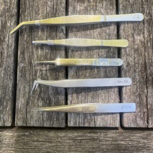 Tweezers